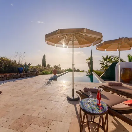 Dom wakacyjny Miramar By Interhome