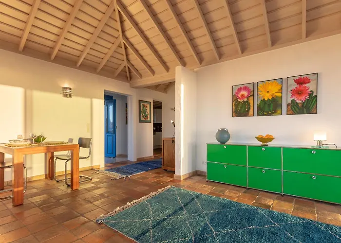 Vakantiehuis Miramar By Interhome